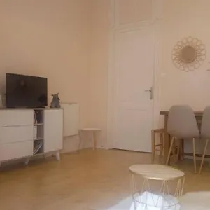 studio-2-personnes-avec-balcon.midi-pyreneeshotels.com/