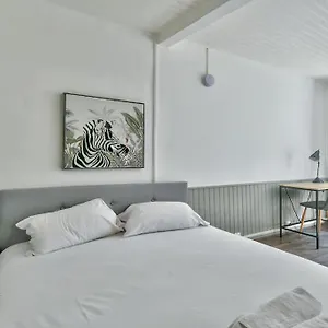 Appartement Superbe T2 A 2 Min A Pied De La Conception, Marseille