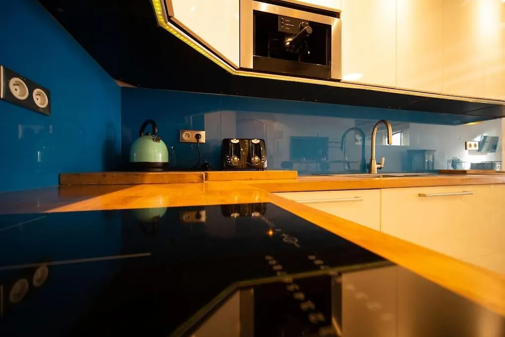 Air-Conditioned Loft In The Heart Of The Old Port Marseille 0*,