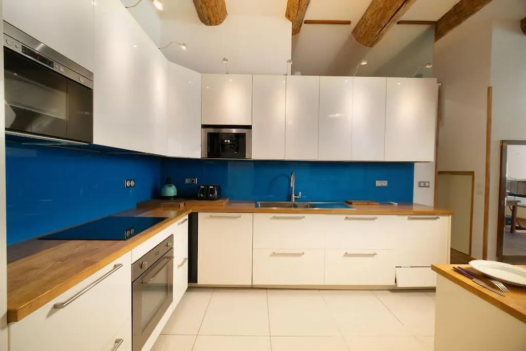 Apartment Air-Conditioned Loft In The Heart Of The Old Port Marseille